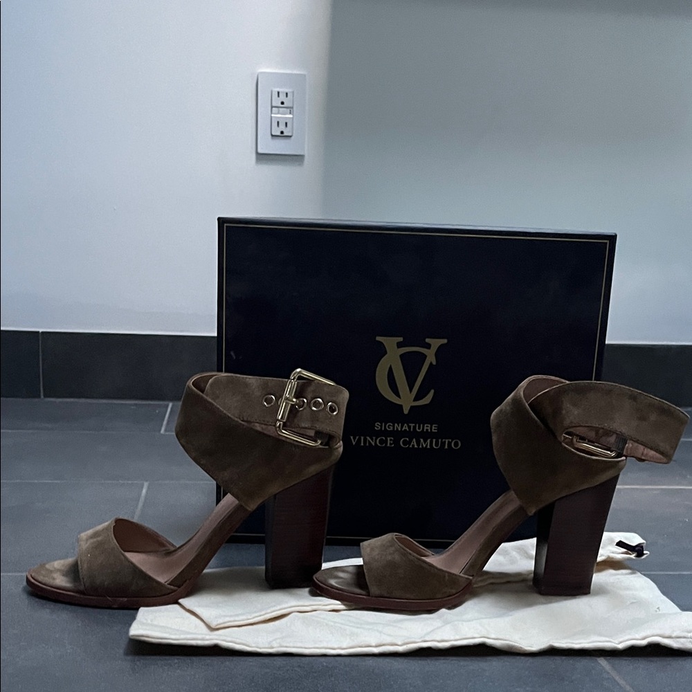 Vince Camuto Olive Heeled Sandals